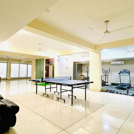 Bluo Studio1 Golf Course Road, Gym, Balcony Garden Gurgaon Esterno foto