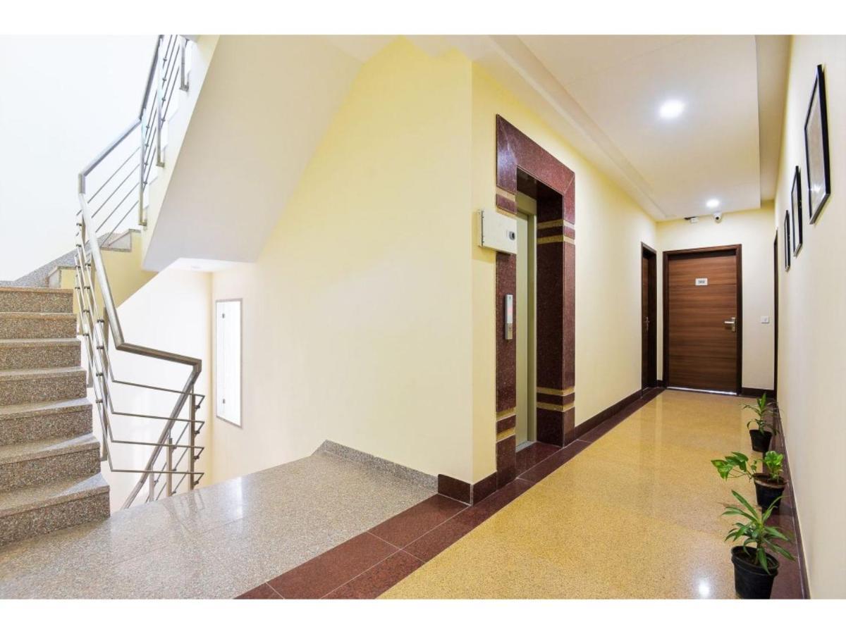 Bluo Studio1 Golf Course Road, Gym, Balcony Garden Gurgaon Esterno foto