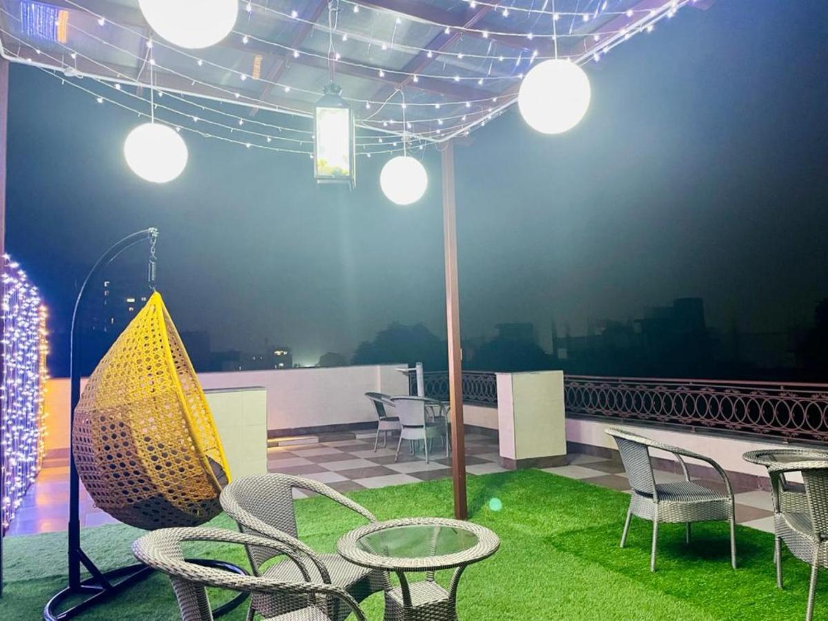Bluo Studio1 Golf Course Road, Gym, Balcony Garden Gurgaon Esterno foto